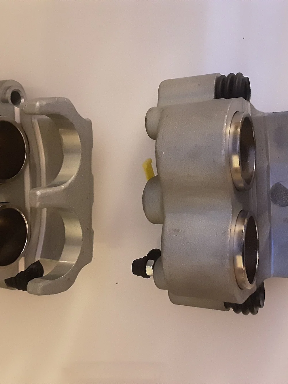 Front Left Right Brake Caliper Set With Pads For Polaris Ranger 4x4 (40)